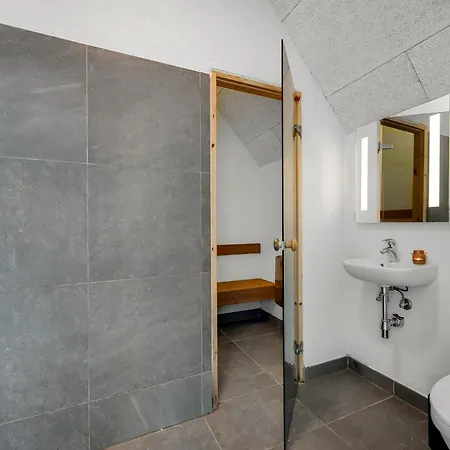 Large 16-person With Pool, Hot Tub And Sauna, Holiday home *