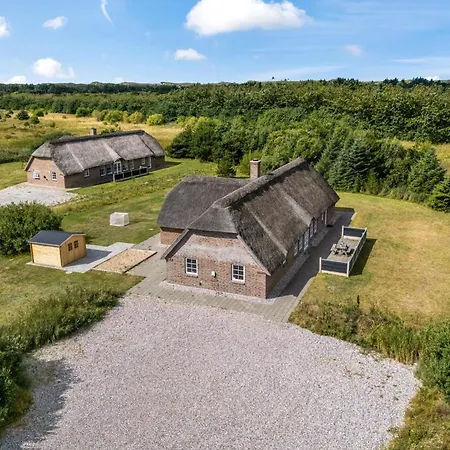 Large 16-person With Pool, Hot Tub And Sauna * Ulfborg
