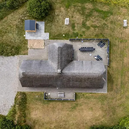 Large 16-person With Pool, Hot Tub And Sauna Nyaraló Ulfborg